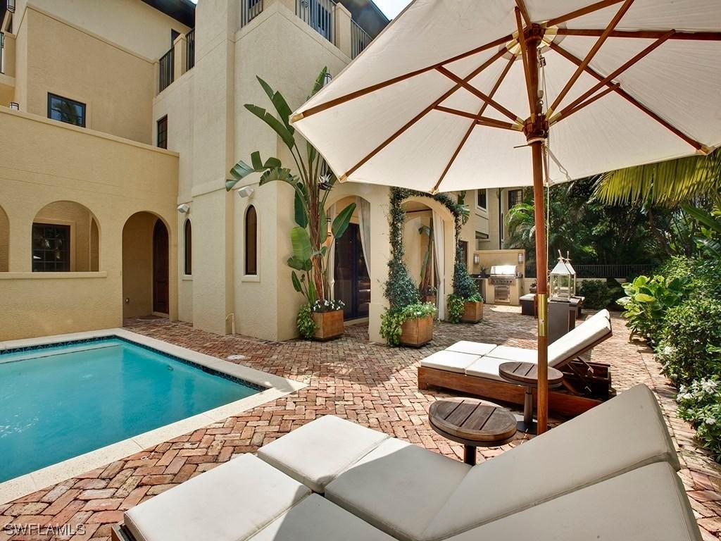 270 5th Ave. #H-2, Naples, FL 34102