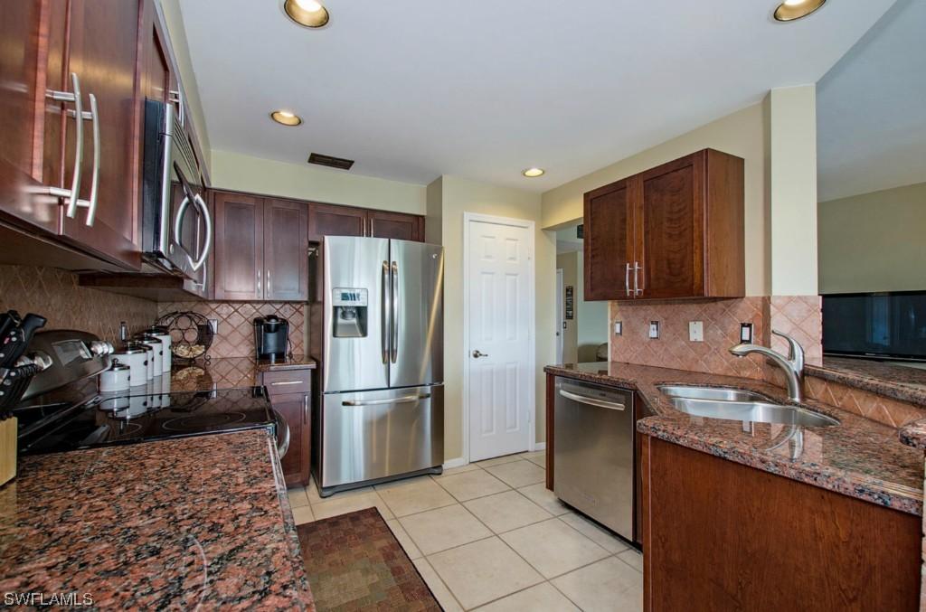 7762 Gardner Dr. #102, Naples, FL 34109