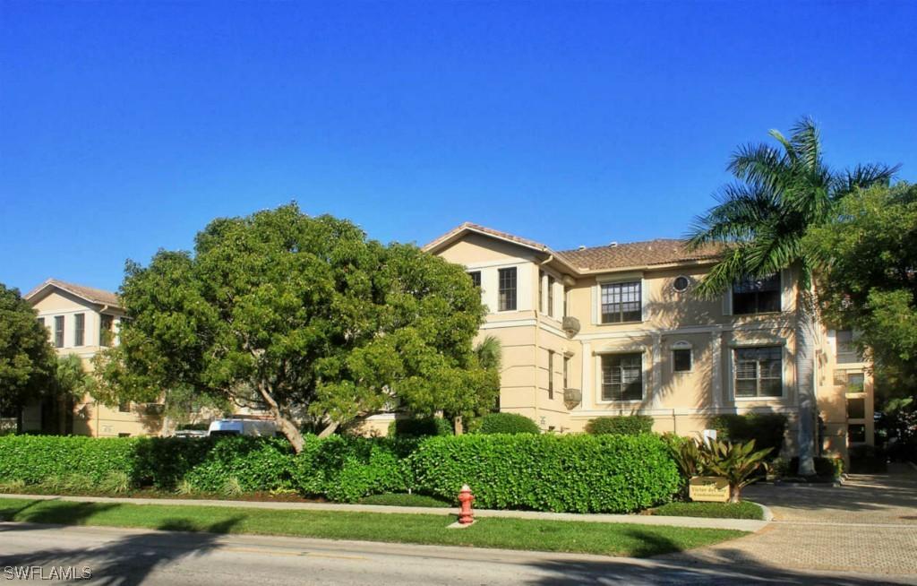 705 10th St. #305, Naples, FL 34102