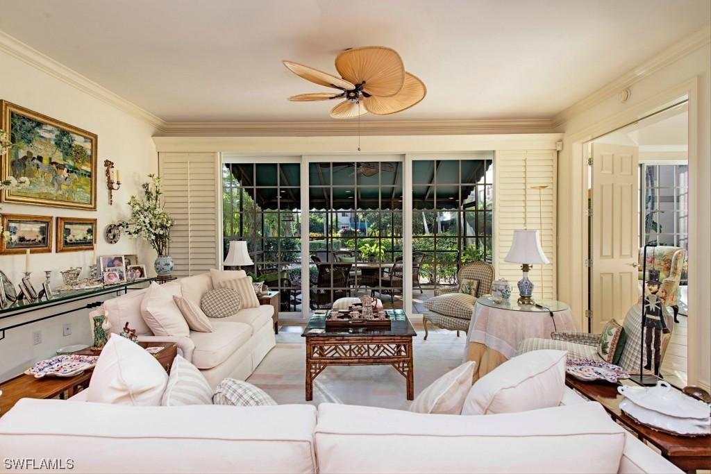 380 5th St., Naples, FL 34117