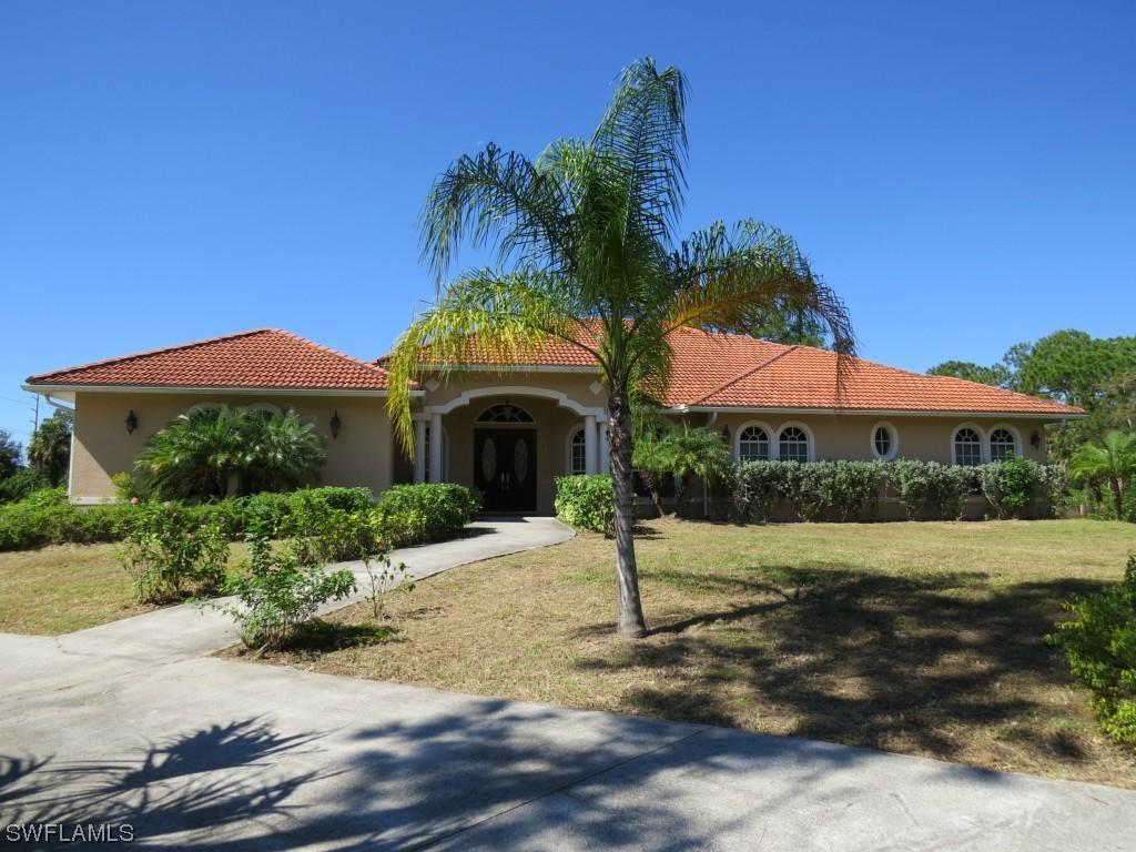 781 Weber Blvd., Naples, FL 34117