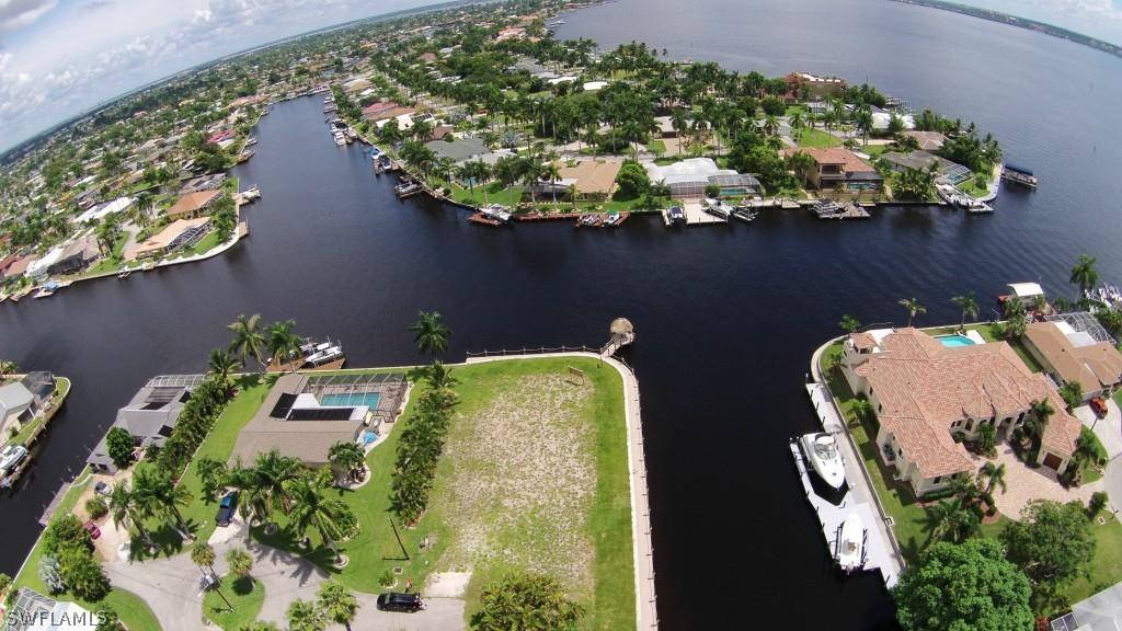 101 SW 57th Ter., Cape Coral, FL 33914