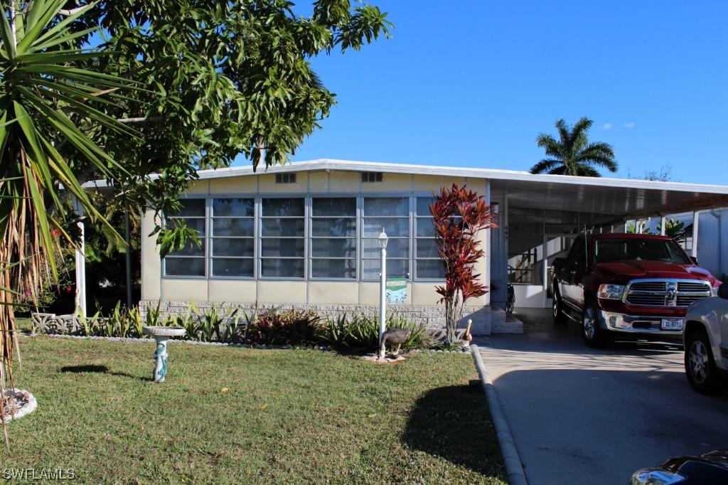 495 Riviera Blvd., Naples, FL 34112