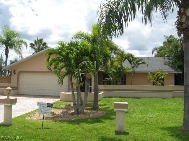 428 NW 4th Ter., Cape Coral, FL 33993