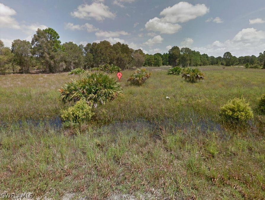 897 Avondale St., Lehigh Acres, FL 33974
