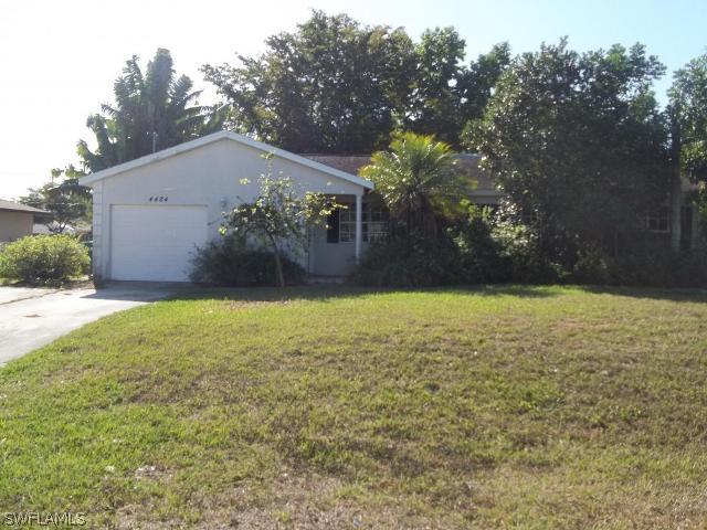 4484 31st Pl., Naples, FL 34116
