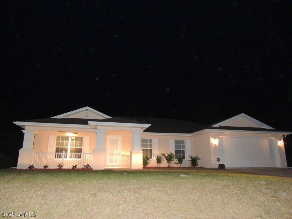 1016 Belmont St., Lehigh Acres, FL 33974