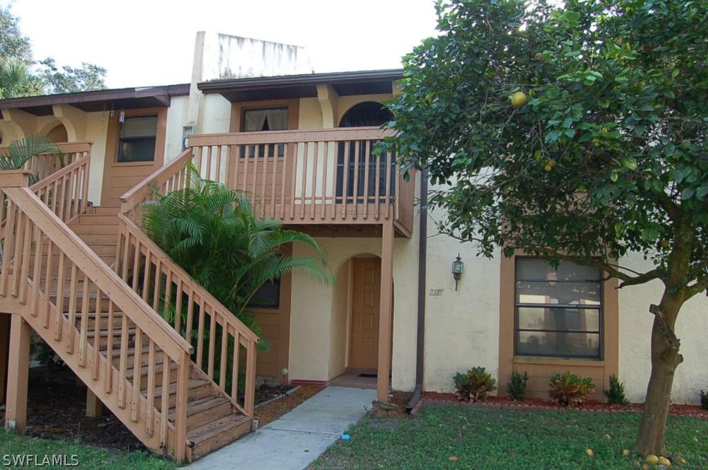 2121 Golfside Village Dr., Lehigh Acres, FL 33936