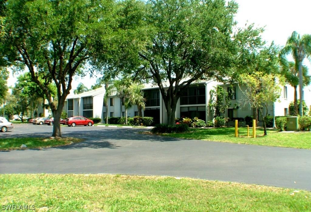 4761 Lakeside Club Blvd. #2-B1, Fort Myers, FL 33905