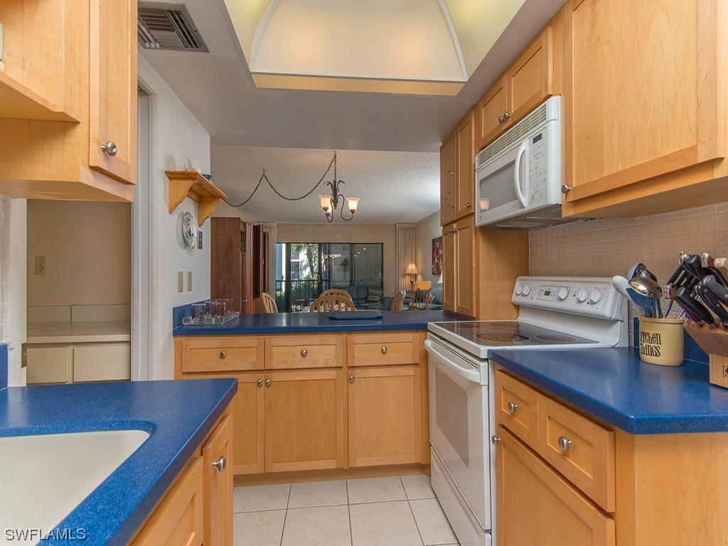 961 E. Swallow Ave., Marco Island, FL 34145