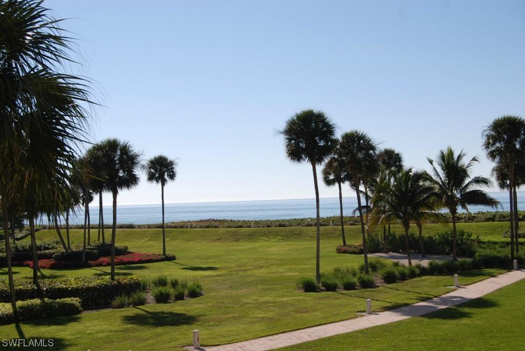 4551 Gulf Shore Blvd. #204, Naples, FL 34103