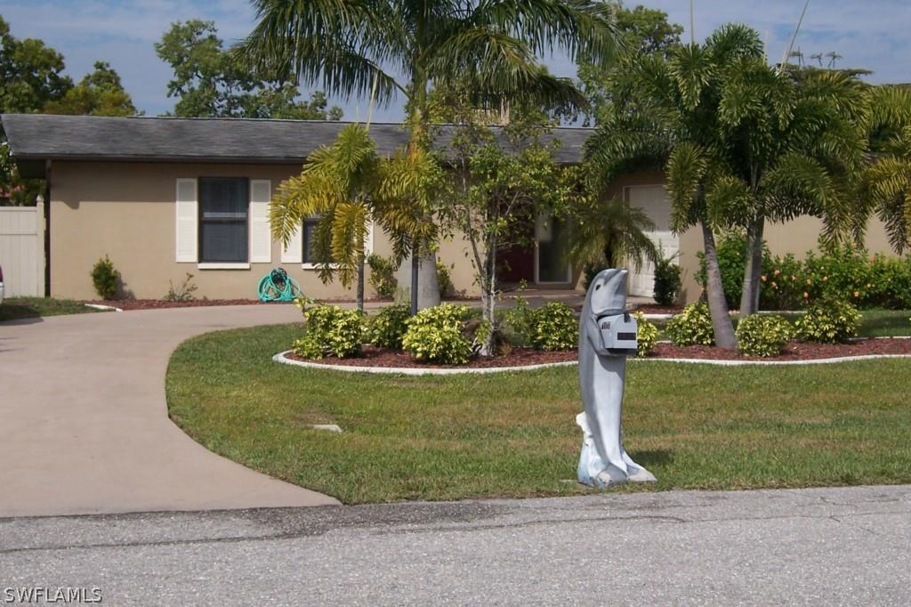 1823 SE 26th Ter., Cape Coral, FL 33904
