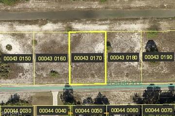 1249 Echard St., Lehigh Acres, FL 33974