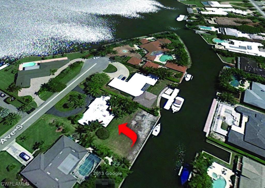 746 16th Ave., Naples, FL 34102