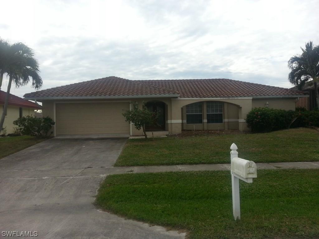 1137 Breakwater Ct., Marco Island, FL 34145