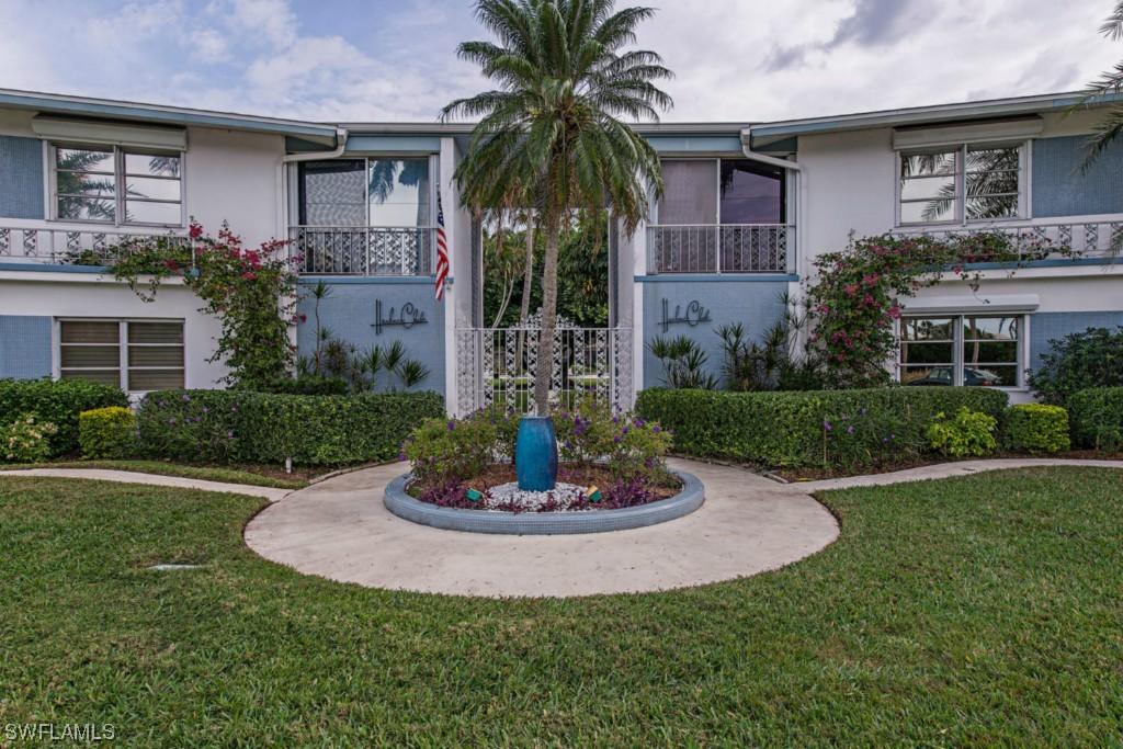 1624 Gulf Shore Blvd. #103, Naples, FL 34102