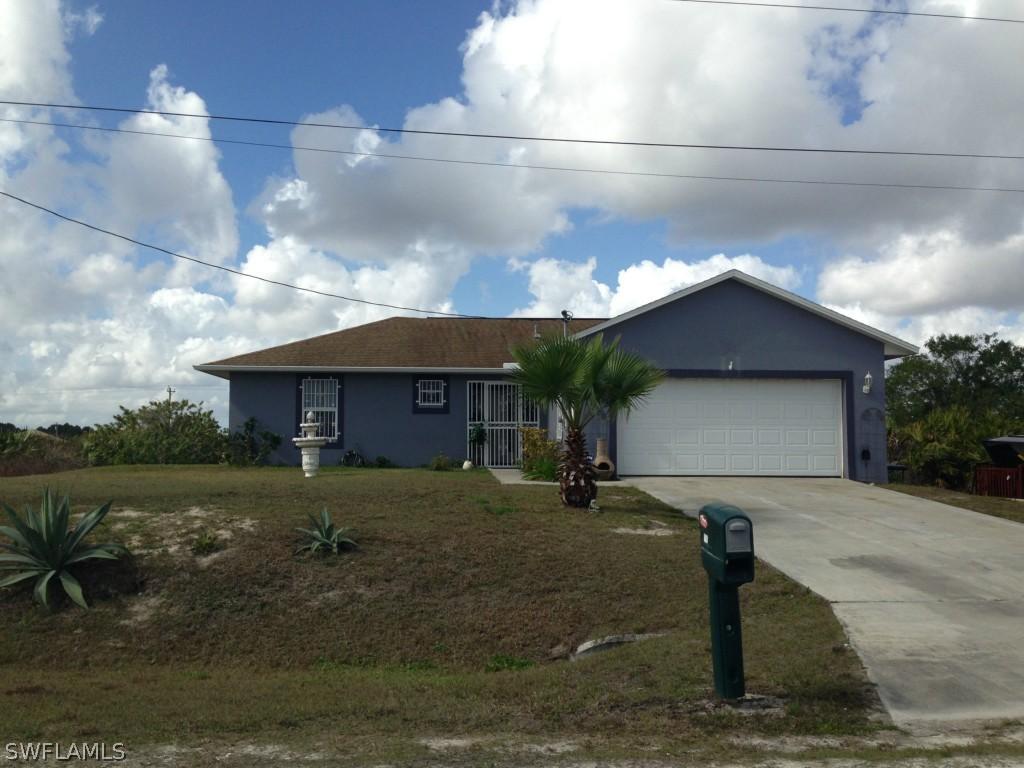 806 Ashley Rd., Lehigh Acres, FL 33974