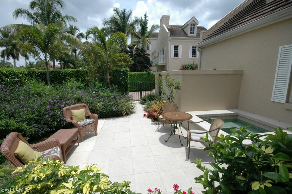 334 8th Ave. #7, Naples, FL 34102