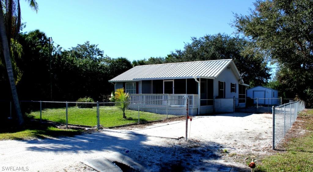 1119 Click Dr., Moore Haven, FL 33471