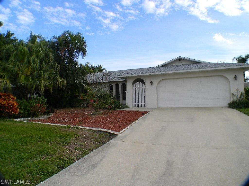 1306 SE 35th Ter., Cape Coral, FL 33904