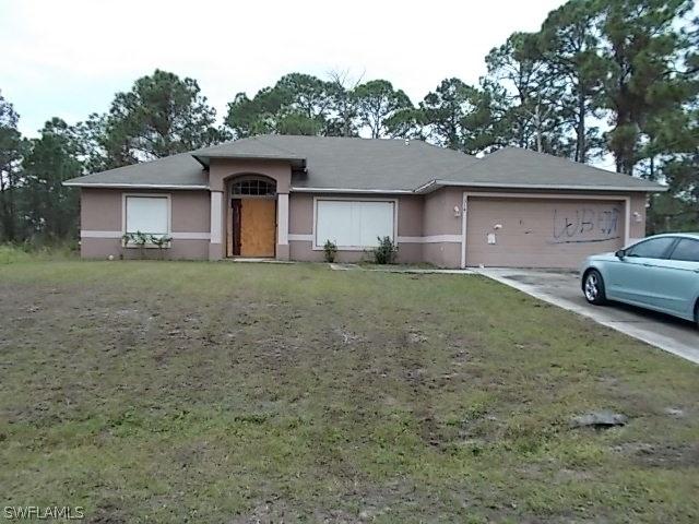 314 Mangonia Ave., Lehigh Acres, FL 33974