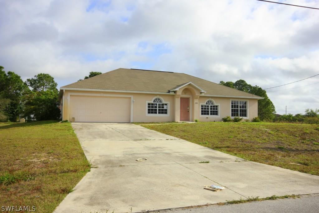 2100 Christopher Ave., Lehigh Acres, FL 33971