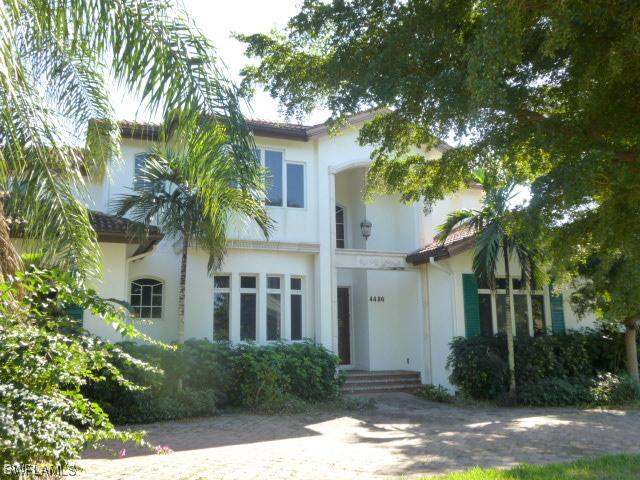 4486 Crayton Rd., Naples, FL 34103