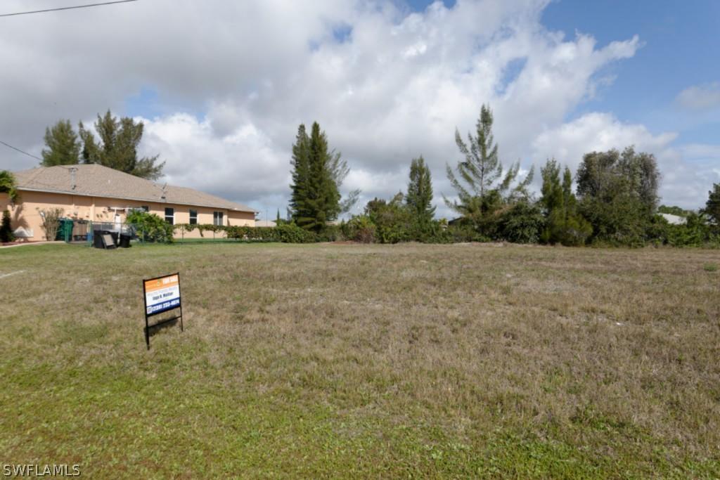 2505 SW 2nd Ter., Cape Coral, FL 33991