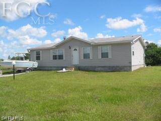 2220 Fairway Ter., Lehigh Acres, FL 33973