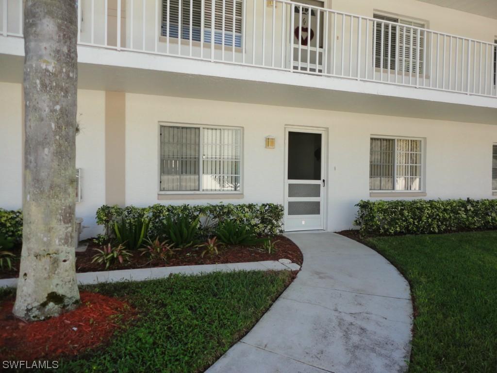 249 Gabriel Cir. #7, Naples, FL 34104
