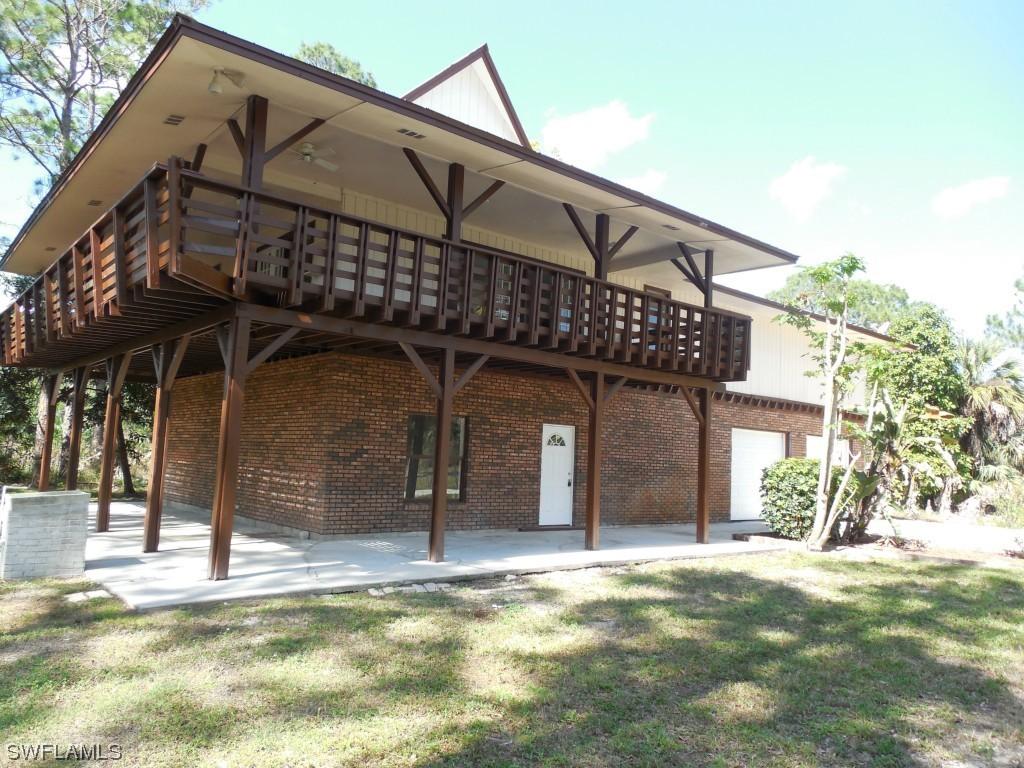 875 8th St., Naples, FL 34117