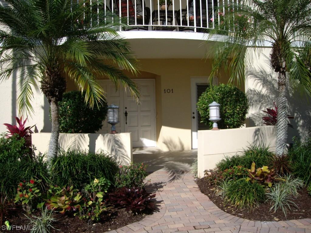 400 Park Shore Dr. #101, Naples, FL 34103