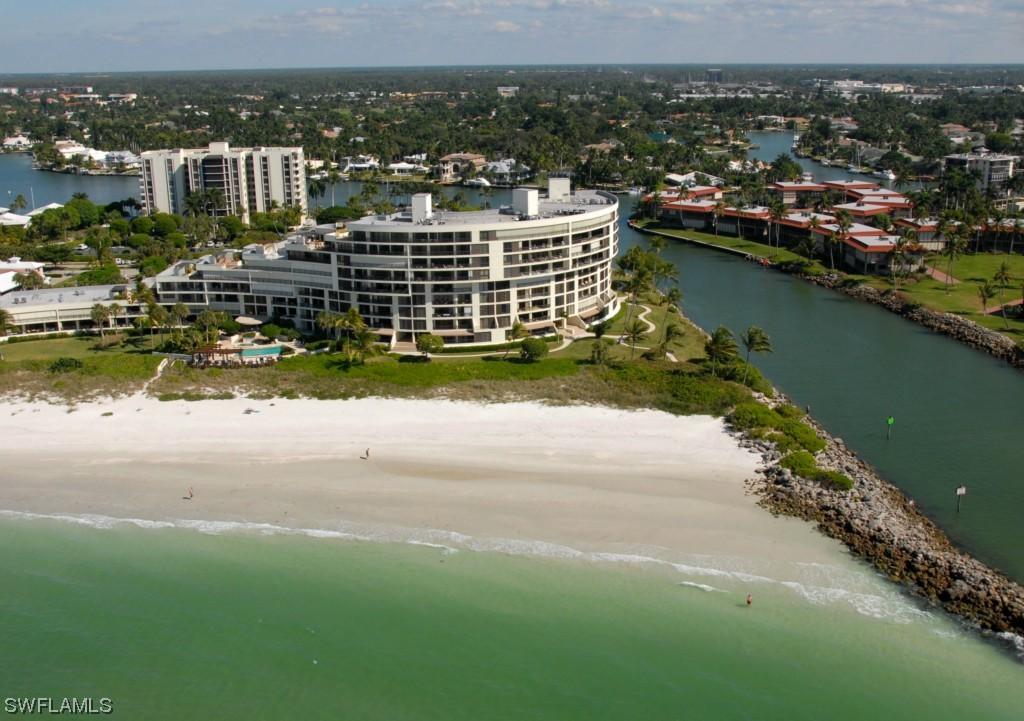 2400 Gulf Shore Blvd. #102, Naples, FL 34103