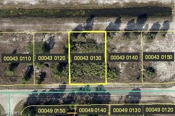 855 Colyer St., Lehigh Acres, FL 33974