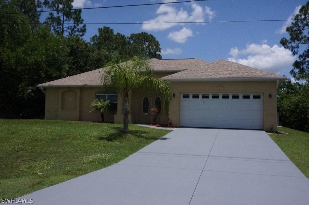 2704 8th St., Lehigh Acres, FL 33971