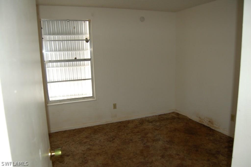 432 Valley Dr., Lehigh Acres, FL 33936