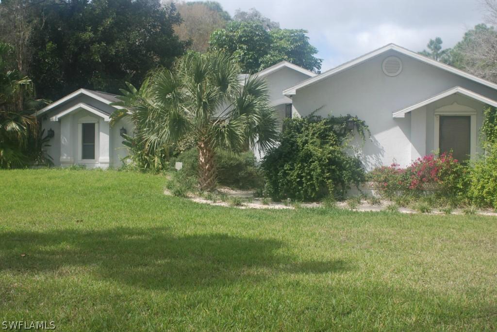 15830 Triple Crown Ct., Fort Myers, FL 33912