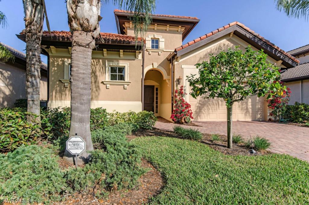 7827 Valencia Ct., Naples, FL 34113