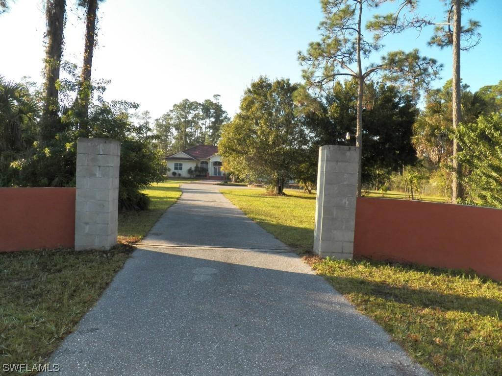 3420 NE 72nd Ave., Naples, FL 34116