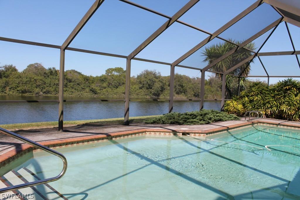 5451 Beaujolaise Ln., Fort Myers, FL 33919