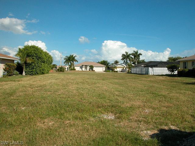 331 Worthington St., Marco Island, FL 34145