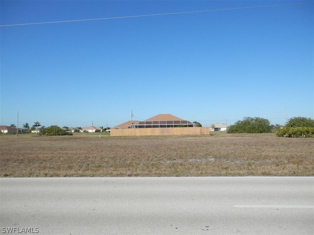 1002 Santa Barbara Blvd., Matlacha, FL 33993