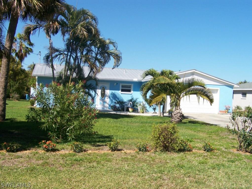3204 Sixth Ave., St. James City, FL 33956