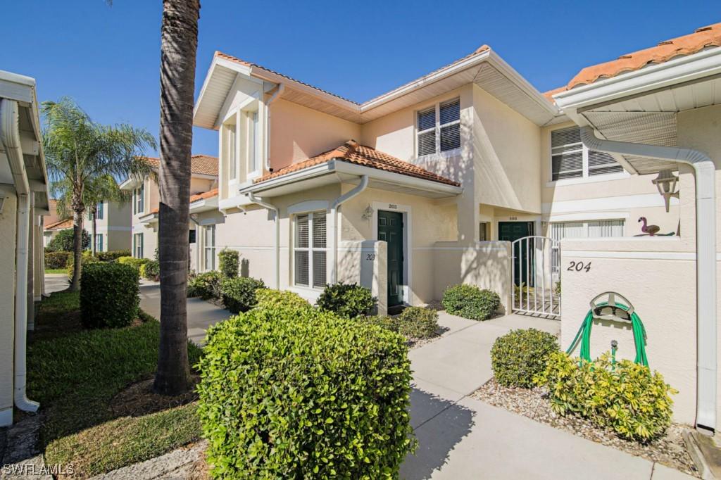 5040 Cedar Springs Dr. #103, Naples, FL 34110