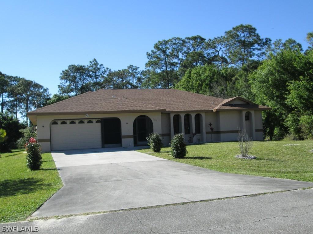 205 Canton Ave., Lehigh Acres, FL 33936