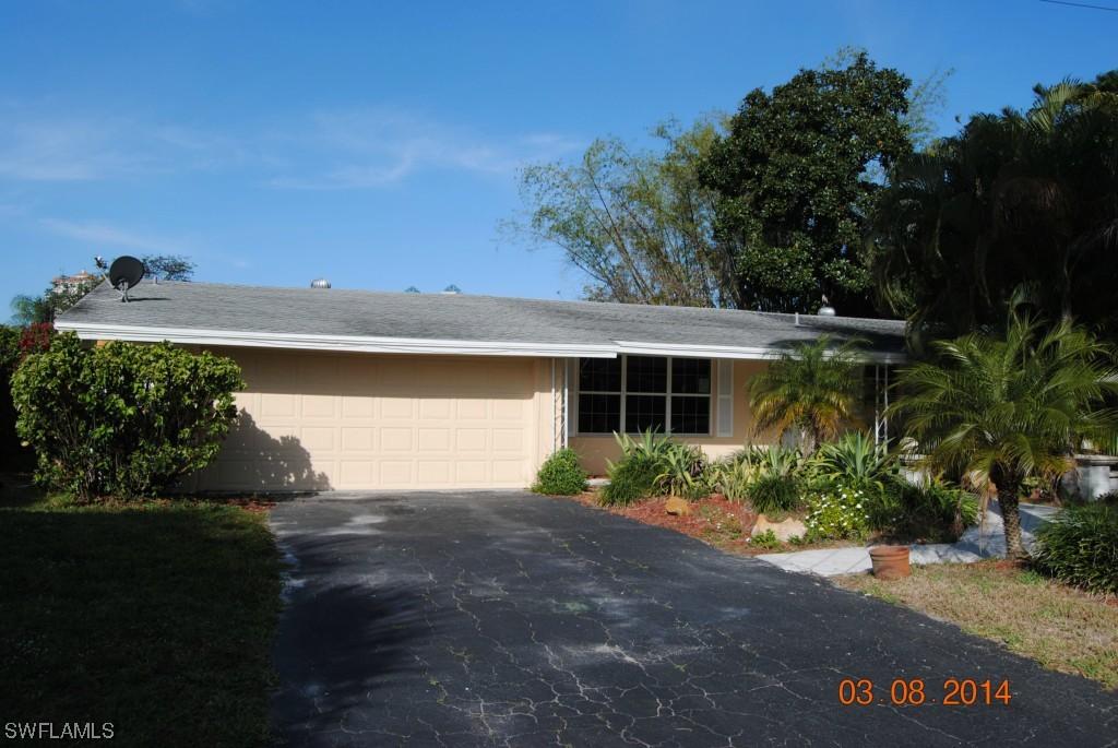 5139 Sand Dollar Ln., Naples, FL 34103