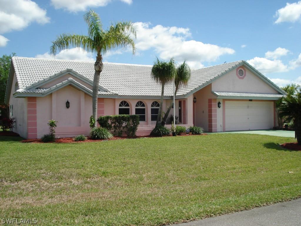 622 Weston Rd., Lehigh Acres, FL 33936