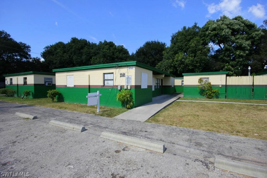 3041 Second St., Fort Myers, FL 33916