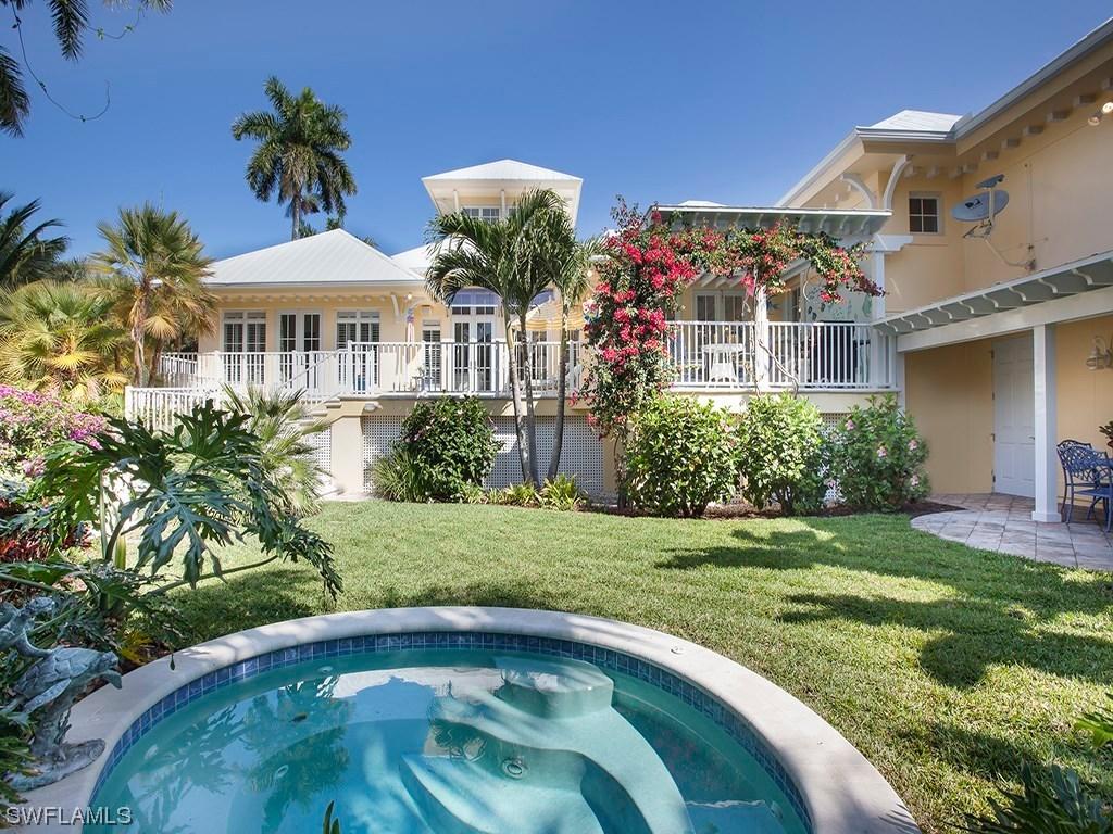 141 Gulf Shore Blvd., Naples, FL 34102
