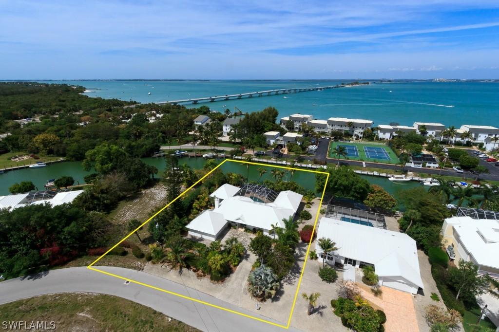 830 Limpet Dr., Sanibel, FL